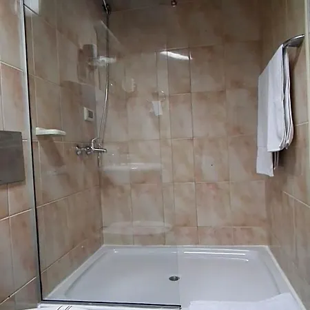 Hotell Kerber Podgorica
